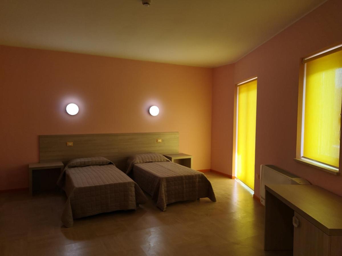 Hotel Clodi Ascoli Piceno Eksteriør billede
